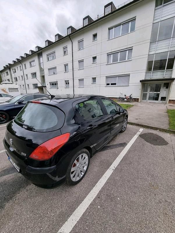 Gebraucht Peugeot 308 120 PS (88 kW) 2008 Schwarz Limousine