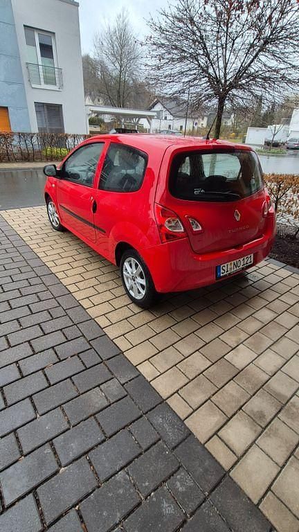 Gebraucht Renault Twingo Initiale Paris 75 PS (55 kW) 2014 Rot Kleinwagen