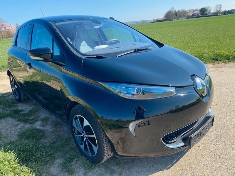Schwarz Gebraucht 2016 Renault Zoe Zen Kleinwagen | 6.699 € (Fairer Preis) - Bild 1/4