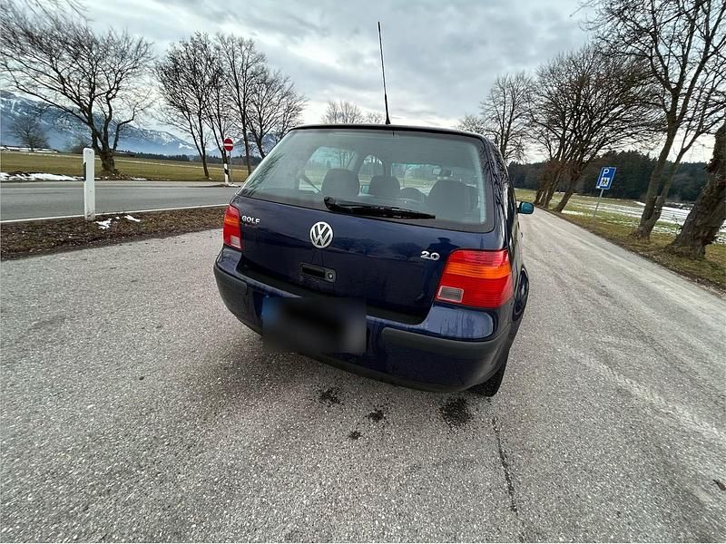 Gebraucht VW Golf IV 116 PS (85 kW) 1999 Blau Kleinwagen