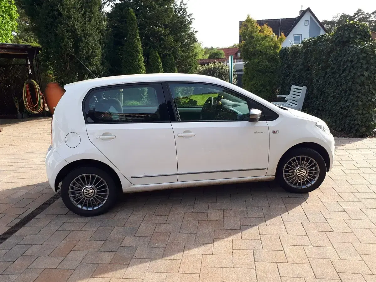 Gebraucht VW up! 60 PS (44 kW) 2013 Weiß Kleinwagen