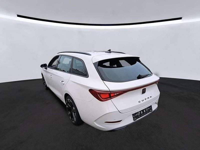 Usata Cupra Leon 150 CV (110 kW) 2023 Bianco Station wagon