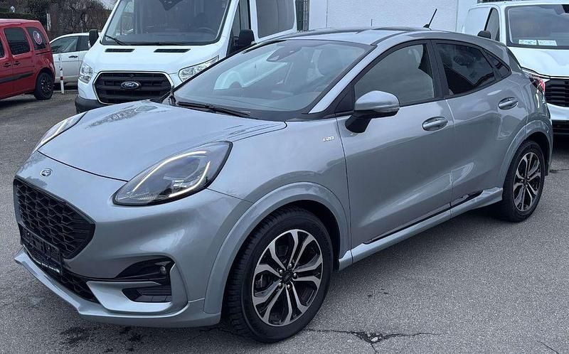 Gebraucht Ford Puma ST-Line 125 PS (91 kW) 2023 Solar silver SUV
