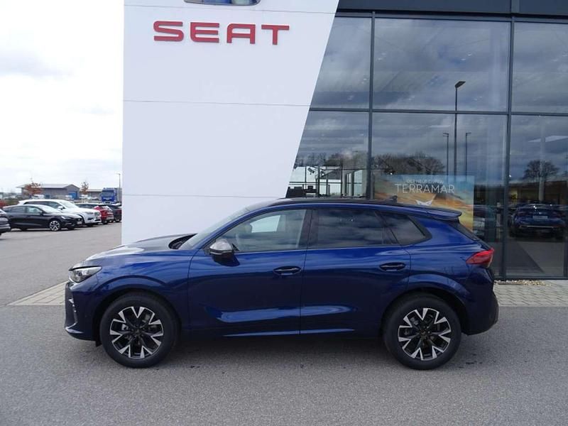 Neu Cupra Terramar 150 PS (110 kW) 2025 Cosmos blau (metallic) SUV