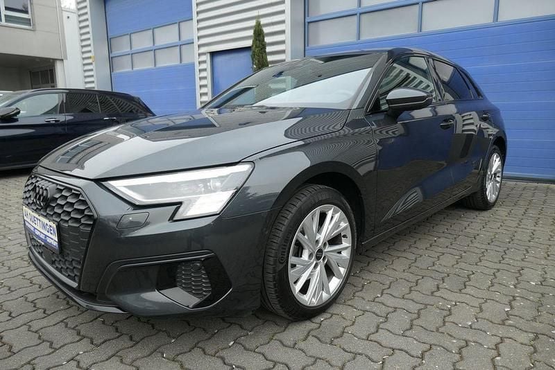 Gebraucht Audi A3 S-Line 150 PS (110 kW) 2023 Grau Limousine