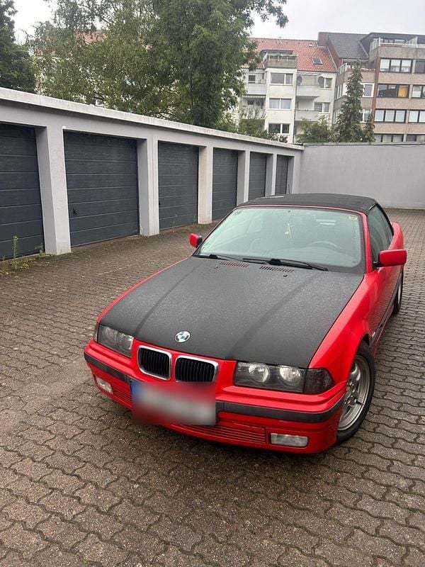 Gebraucht BMW 318 Cabriolet Basis 115 PS (84 kW) 1997 Rot Cabrio