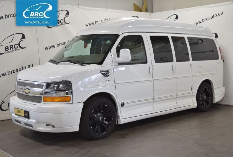 Weiß Gebraucht 2013 Chevrolet Express SE Van / Kleinbus | 29.900 € - Bild 1/4