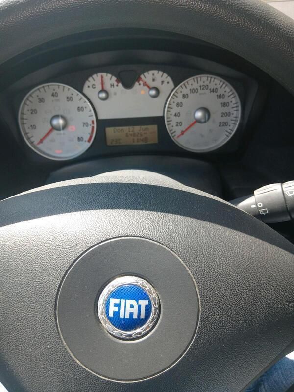 Silber Gebraucht 2006 Fiat Stilo Kleinwagen | 1.390 € (Fairer Preis) - Bild 1/4