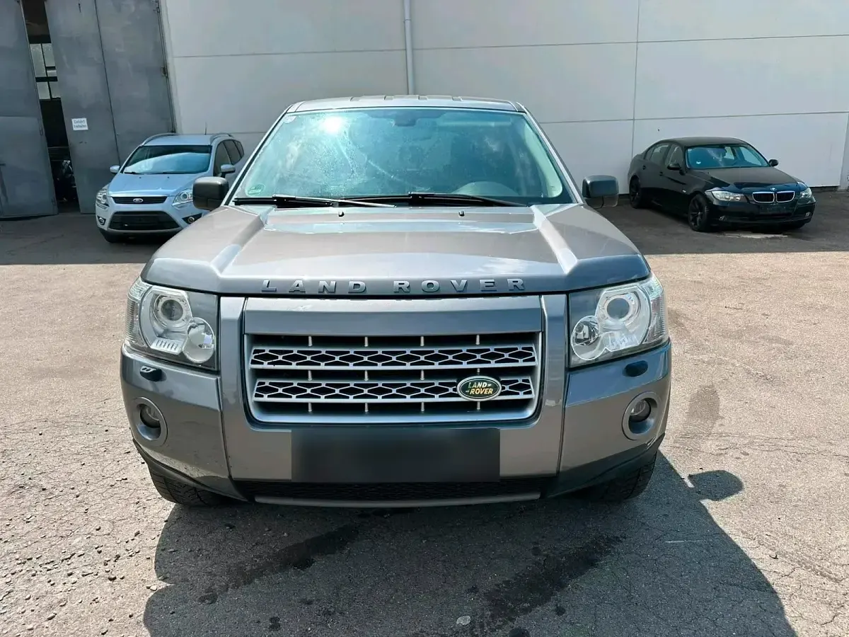 Gebraucht Land Rover Freelander 2 152 PS (111 kW) 2009 Grau SUV
