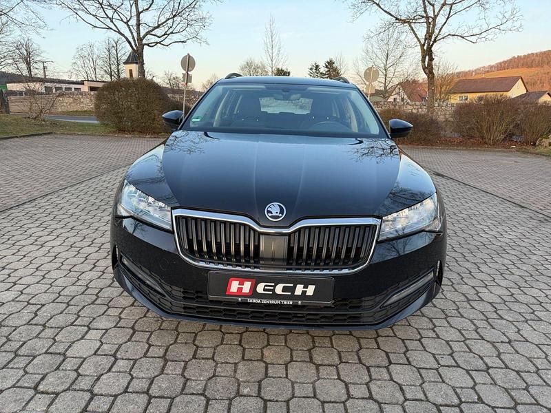 Gebraucht Skoda Superb Active 120 PS (88 kW) 2020 Schwarz Kombi