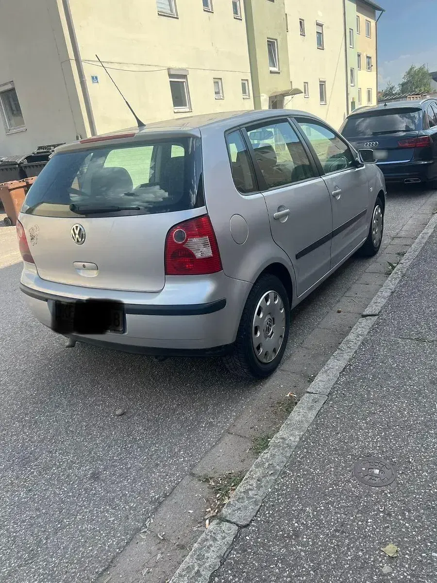 Gebraucht VW Polo 75 PS (55 kW) 2004 Silber Kleinwagen