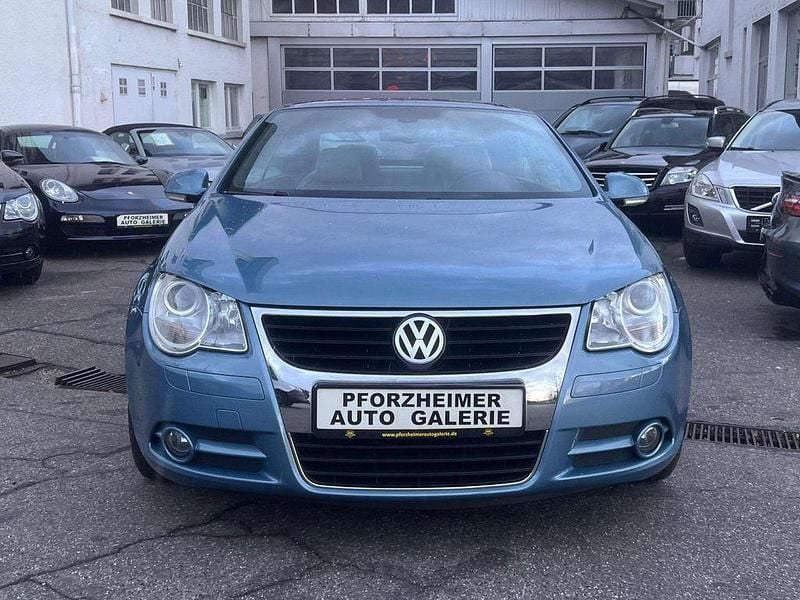 Gebraucht VW Eos 150 PS (110 kW) 2007 Eismeerblau metallic (metallic) Cabrio
