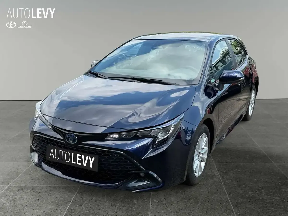 Gebraucht Toyota Corolla 140 PS (102 kW) 2024 Blau Limousine