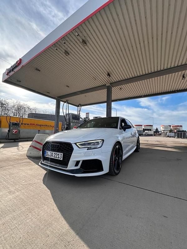 Gebraucht Audi RS3 Performance 440 PS (323 kW) 2019 Weiß Limousine