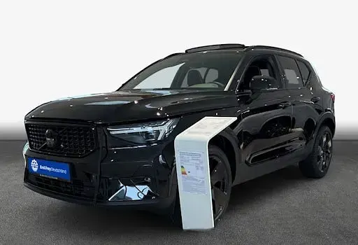 Neu Volvo XC40 Plus 197 PS (144 kW) 2026 Schwarz SUV