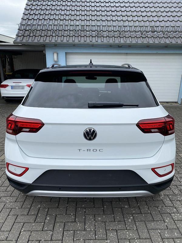 Gebraucht VW T-Roc Move 150 PS (110 kW) 2024 Weiß SUV