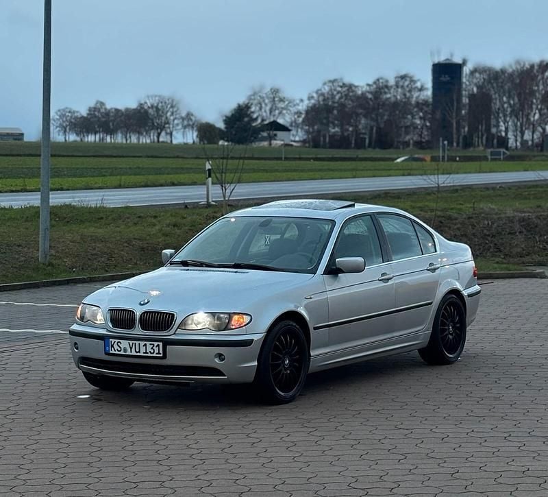 Andere farben Gebraucht 2004 BMW 320 Limousine | 2.600 € (Fairer Preis) - Bild 1/4