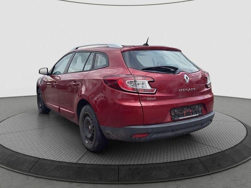 Gebraucht Renault Mégane III Initiale Paris 110 PS (80 kW) 2013 Rot Limousine