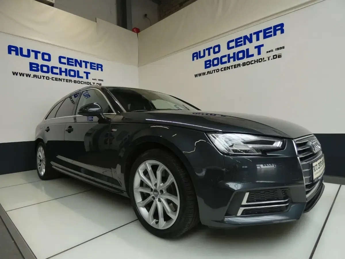 Używany Audi A4 S-Line 252 KM (185 kW) 2017 Szary Kombi