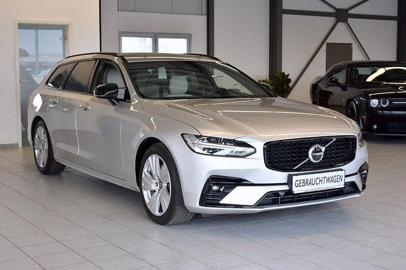 Silber Gebraucht 2021 Volvo V90 R-Design Kombi | 29.999 € (Guter Preis) - Bild 1/4