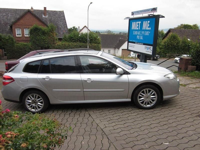Silber Gebraucht 2009 Renault Laguna GrandTour Dynamique Kombi | 3.480 € (Guter Preis) - Bild 1/4