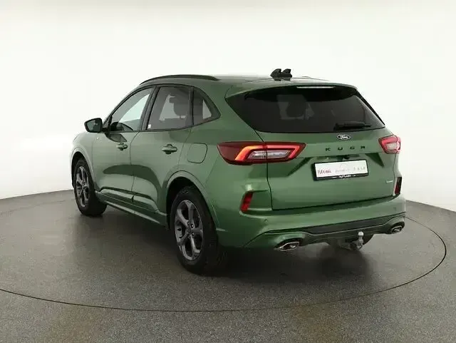 Gebraucht Ford Kuga ST-Line 186 PS (136 kW) 2025 Grün SUV