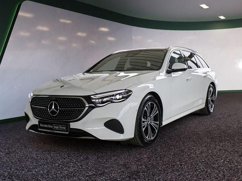 Gebraucht Mercedes E450 Advanced Plus 368 PS (270 kW) 2024 Weiss / polarweiß Kombi