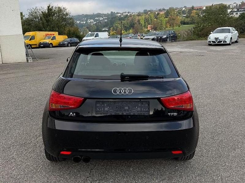 Gebraucht Audi A1 Attraction 122 PS (89 kW) 2012 Schwarz Kleinwagen