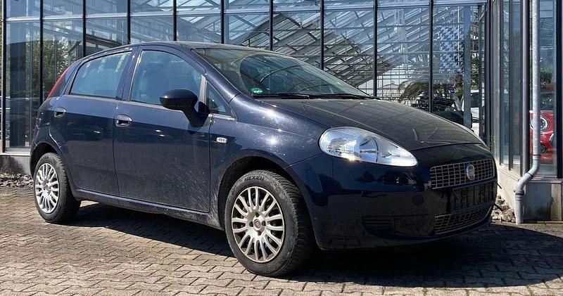 Gebraucht Fiat Grande Punto Active 65 PS (47 kW) 2009 Blau Kleinwagen