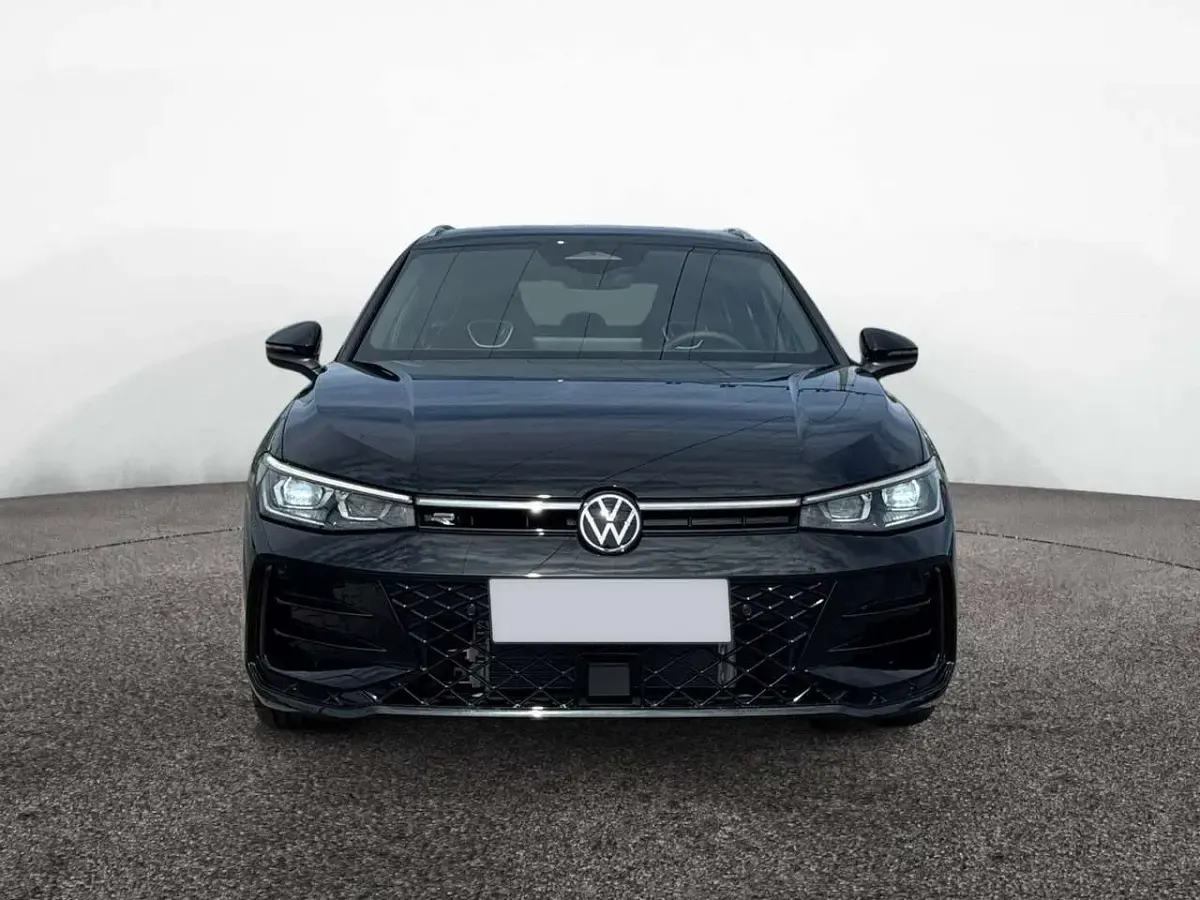 Nowe VW Passat R-line 265 KM (194 kW) 2026 Czarny Kombi