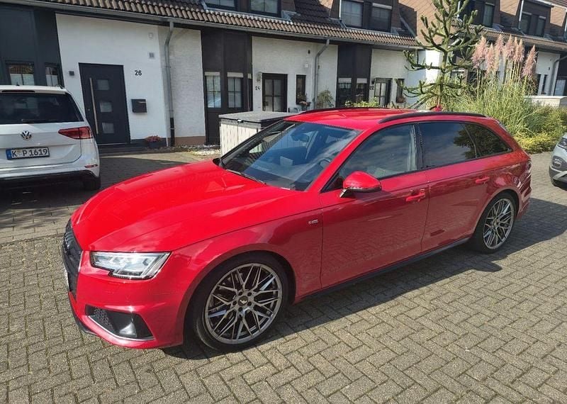 Rot Gebraucht 2019 Audi A4 S-Line Limousine | 16.800 € (Superpreis) - Bild 1/4