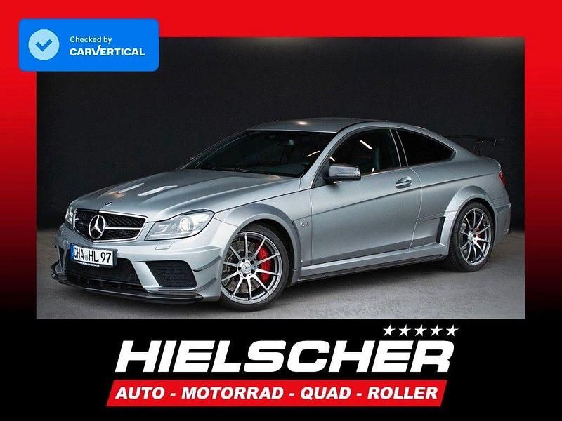 Grau Gebraucht 2013 Mercedes C63 AMG AMG Coupé | 224.900 € - Bild 1/4