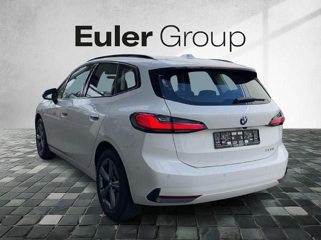 Gebraucht BMW 220 Active Tourer 170 PS (125 kW) 2025 Weiss Van / Kleinbus