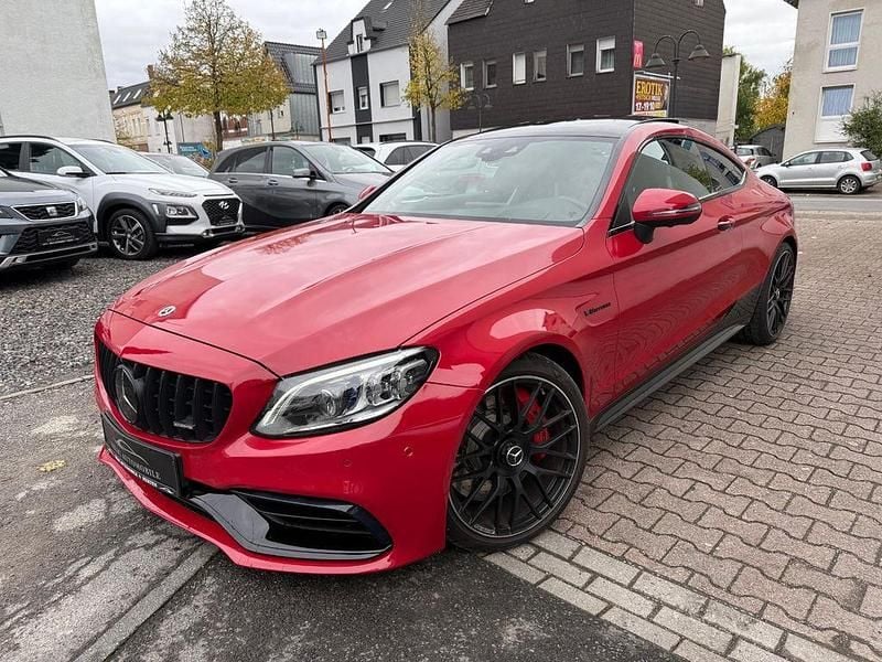Schwarz Gebraucht 2022 Mercedes C63S AMG AMG Coupé | 75.997 € (Guter Preis) - Bild 1/4