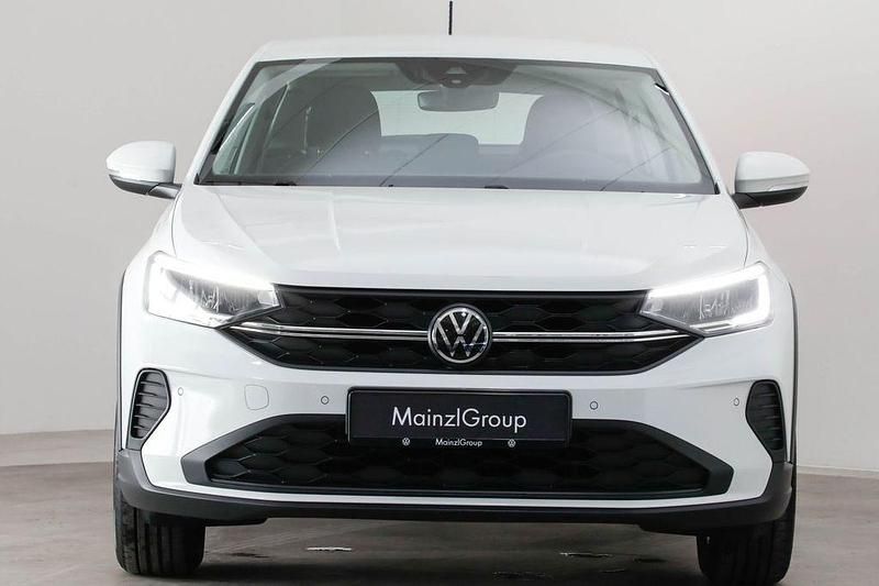 Gebraucht VW Taigo Basis 96 PS (70 kW) 2023 Weiß SUV