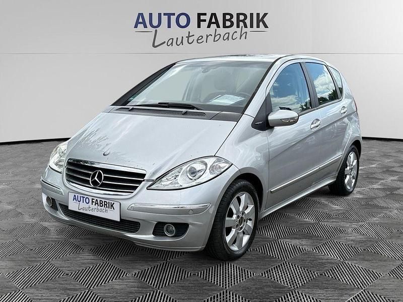 Grau Gebraucht 2006 Mercedes A170 Limousine | 2.990 € (Teuer) - Bild 1/4