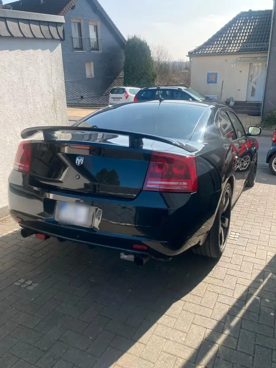 Używany Dodge Charger 431 KM (317 kW) 2008 Czarny Sedan/Limuzyna