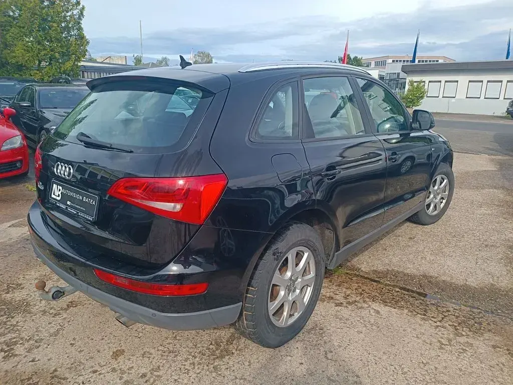 Gebraucht Audi Q5 Sport 179 PS (131 kW) 2010 Schwarz SUV