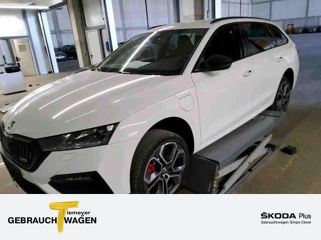 Weiß Gebraucht 2022 Skoda Octavia RS Kombi | 27.690 € (Guter Preis) - Bild 1/4
