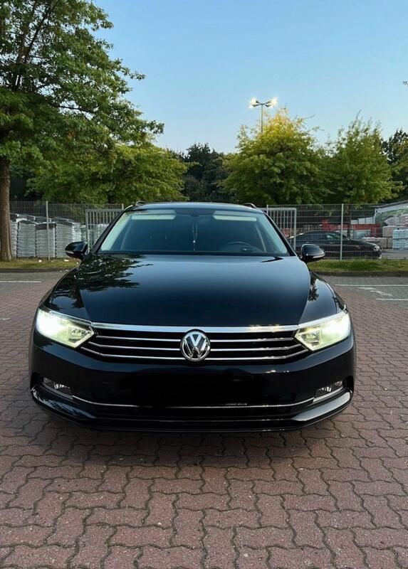 Schwarz Gebraucht 2017 VW Passat Kombi | 18.000 € (Fairer Preis) - Bild 1/4
