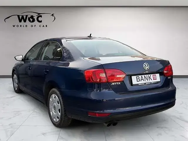 Occasion VW Jetta 160 ch (117 kW) 2011 Bleue Berline