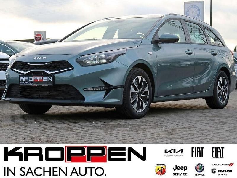 Grün Neu 2025 Kia Ceed Sportswagon Kombi | 23.890 € (Superpreis) - Bild 1/4