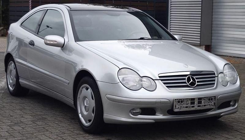 Gebraucht Mercedes CLC180 129 PS (94 kW) 2001 Silber Kleinwagen