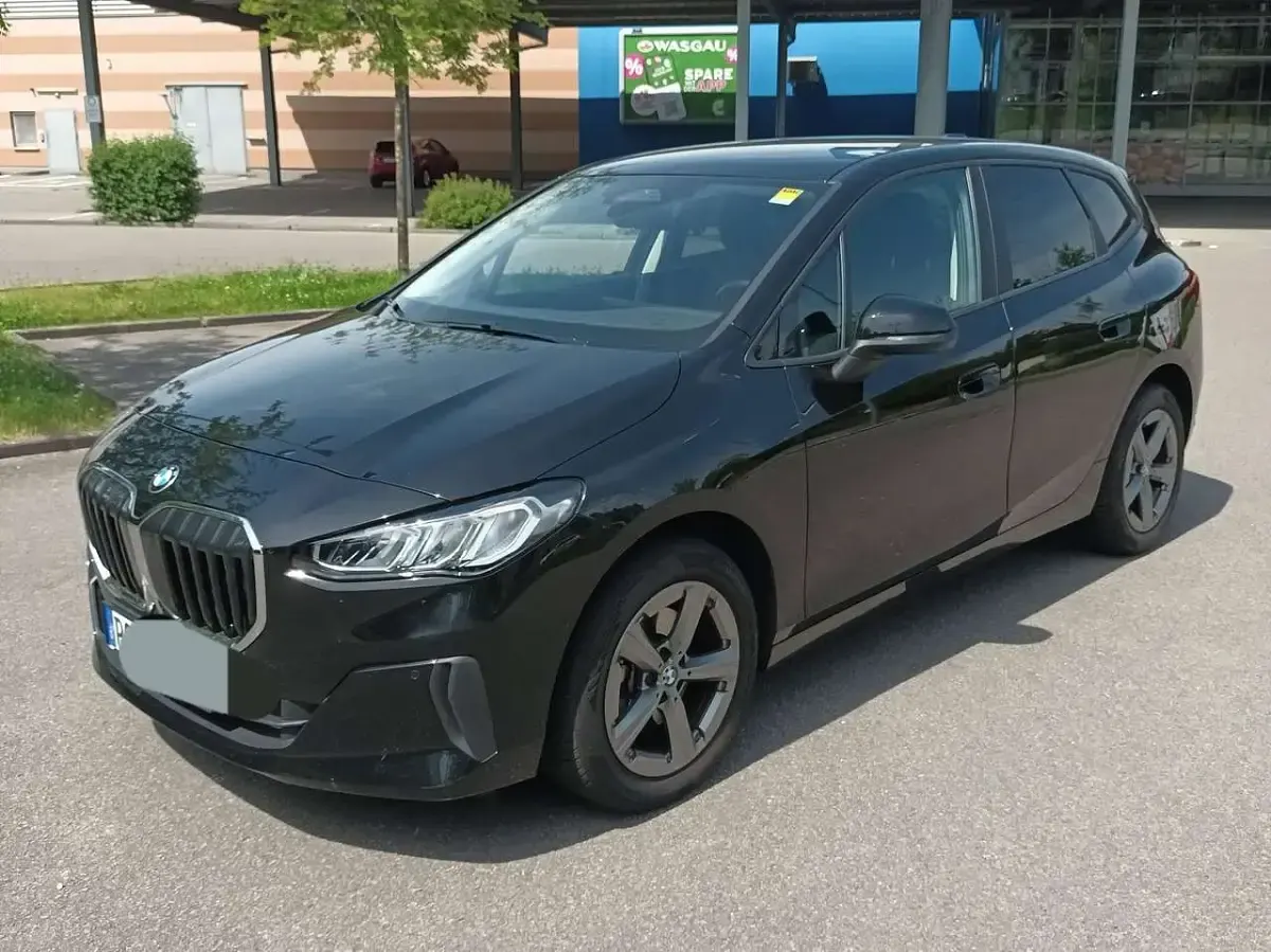Gebraucht BMW 218 136 PS (100 kW) 2023 Schwarz Kombi