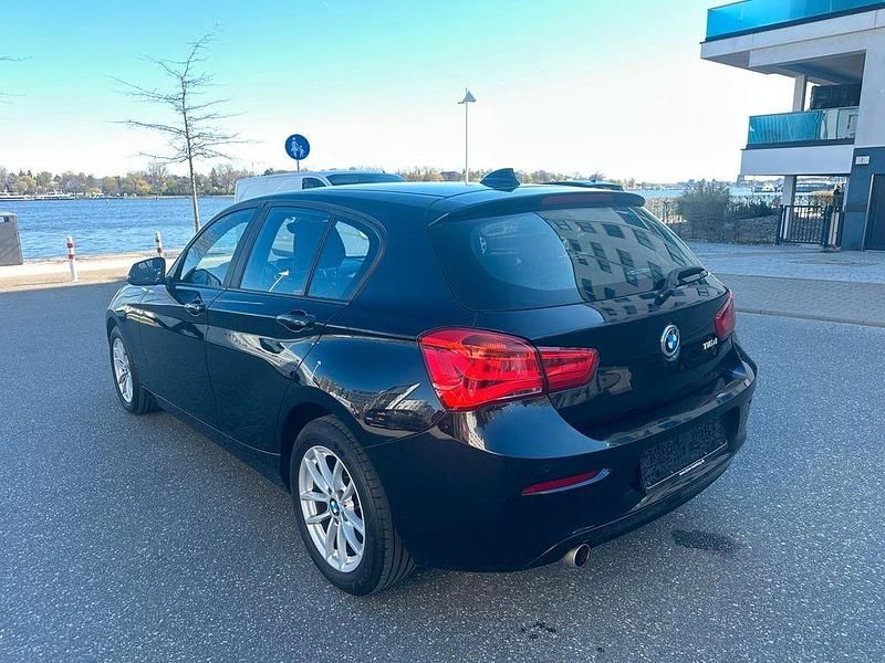 Gebraucht BMW 116 Advantage 116 PS (85 kW) 2016 Schwarz Kleinwagen