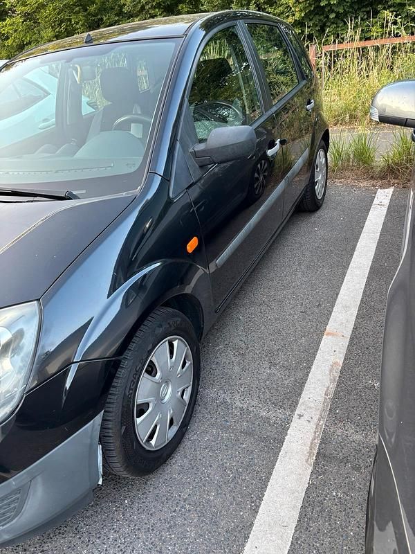 Gebraucht Ford Fiesta 75 PS (55 kW) 2006 Schwarz Kleinwagen