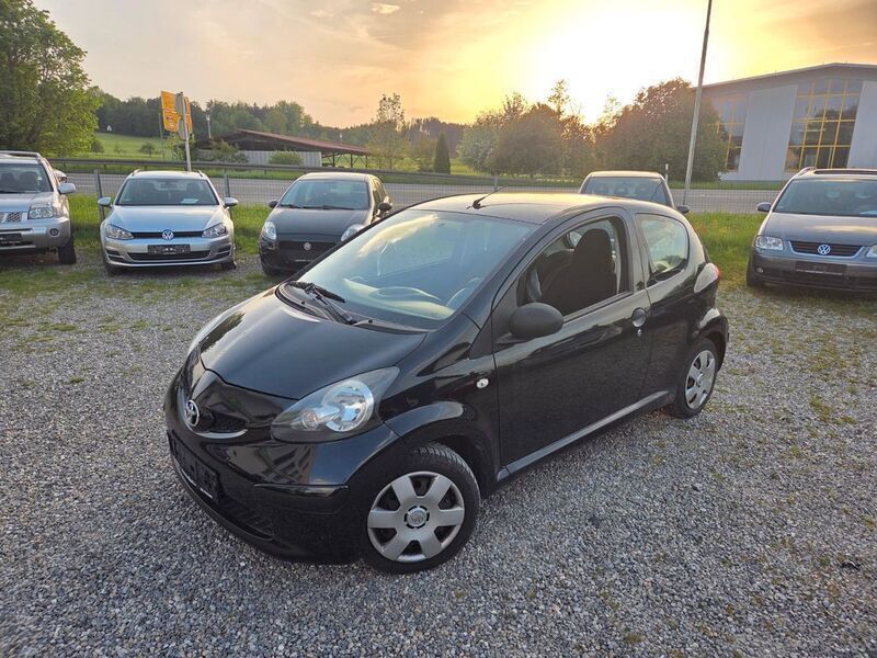 Schwarz Gebraucht 2008 Toyota Aygo Basis Kleinwagen | 2.000 € (Fairer Preis) - Bild 1/4
