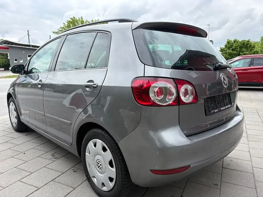 Używany VW Golf VII Match 86 KM (63 kW) 2012 Szary Sedan/Limuzyna