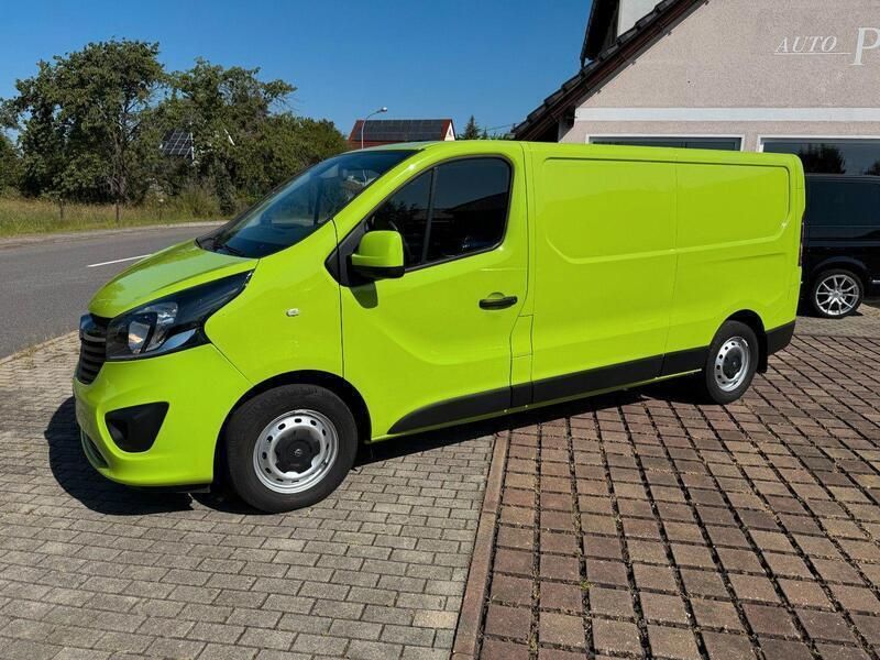 Grün Gebraucht 2016 Opel Vivaro Van | 15.700 € (Fairer Preis) - Bild 1/4