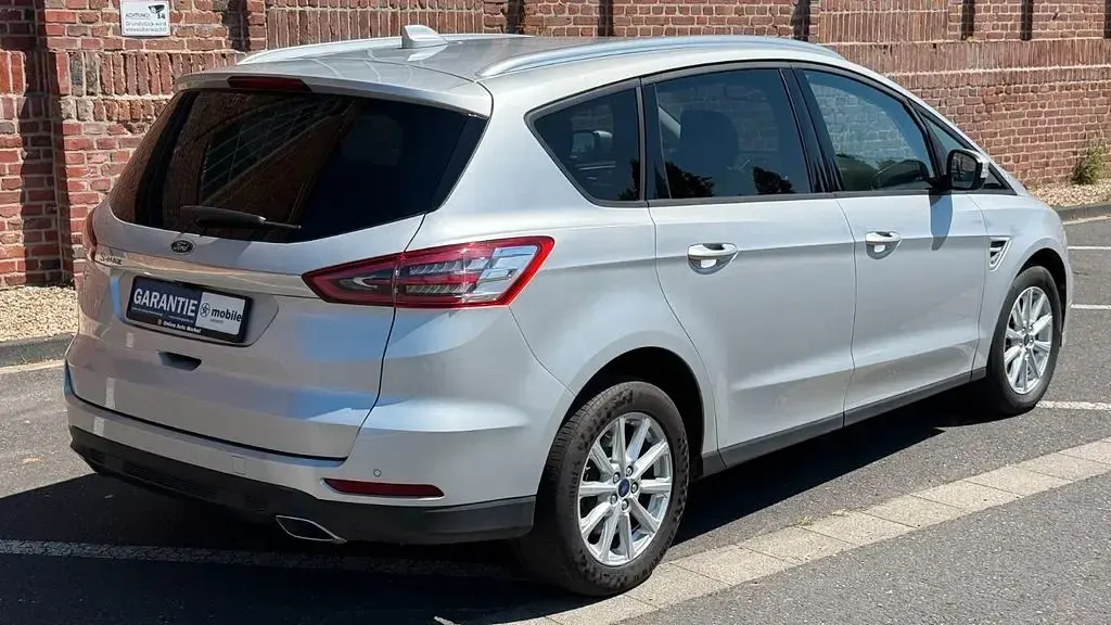 Gebraucht Ford S-MAX S 190 PS (139 kW) 2020 Silber Van / Kleinbus